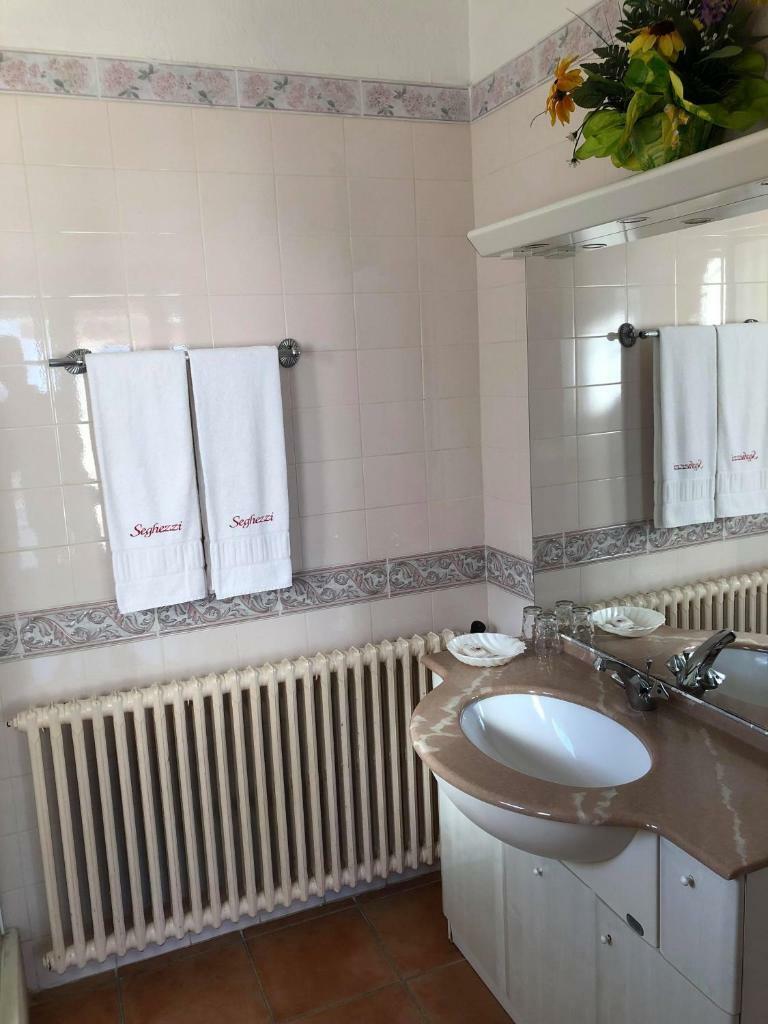 Hotel Martinengo Сен Максим Екстериор снимка