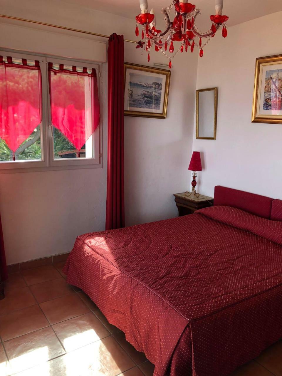 Hotel Martinengo Сен Максим Екстериор снимка